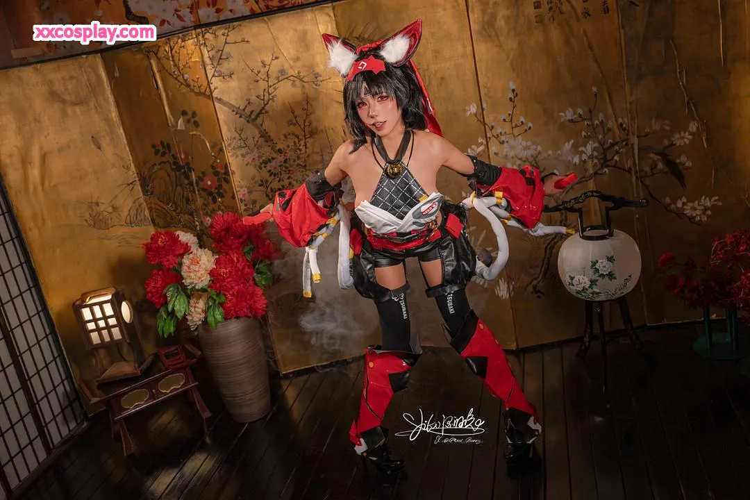 Yiko Shiruntu as Nekomiya Mana Roly-Poly - Zenless Zone Zero